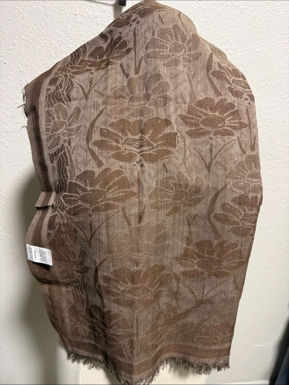 Brown Floral Jacquard Oversized Wrap‎ Scarf Fringe Trim One Size NWOT